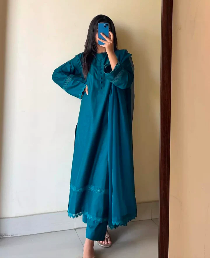 Liza Khaddar | teal blue